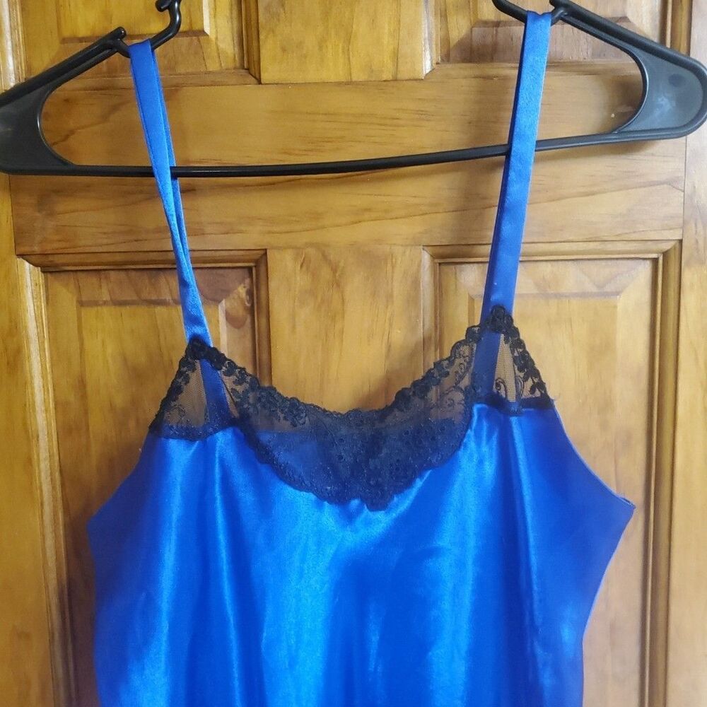 Vtg Victoria Secret Gold Label Slip Dress Nightgown M Blue Lace Sexy